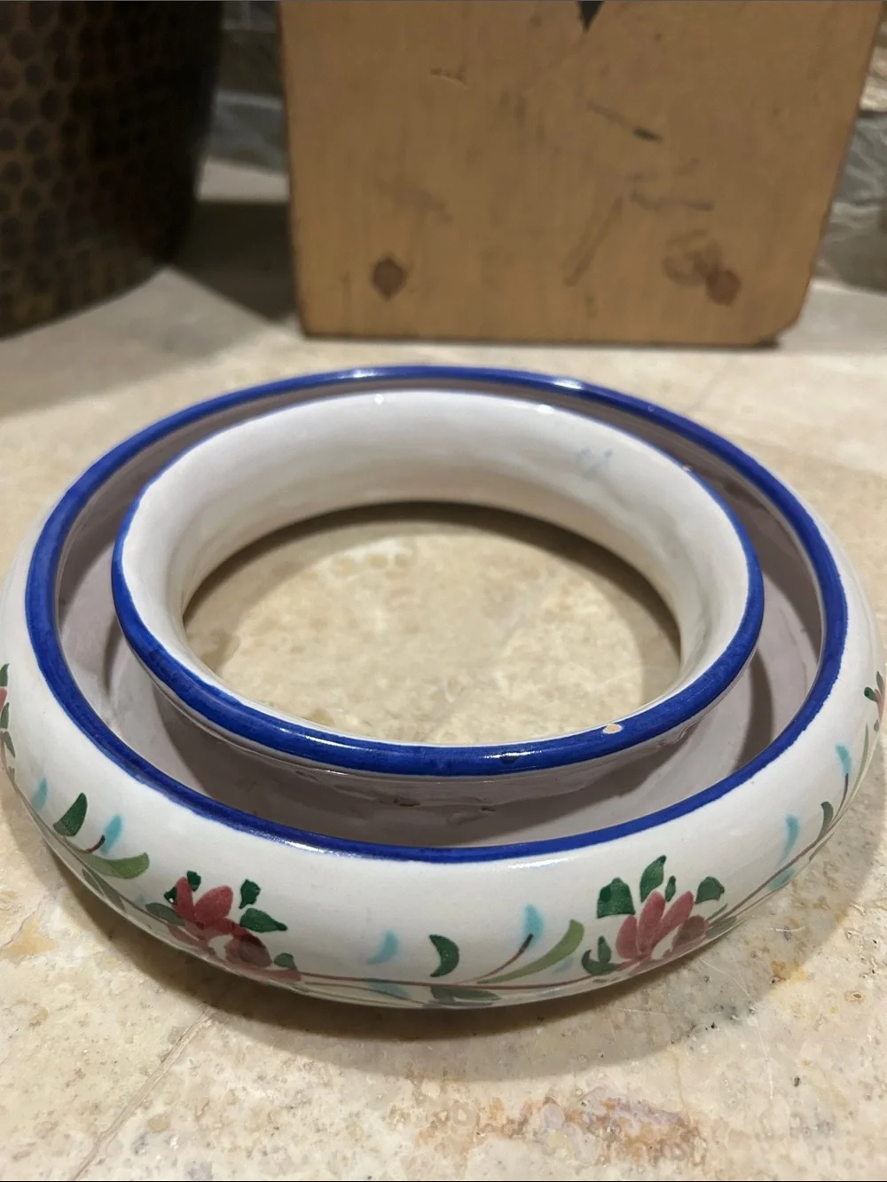 vintage Italian ceramic ring vase / posy ring / flower frog